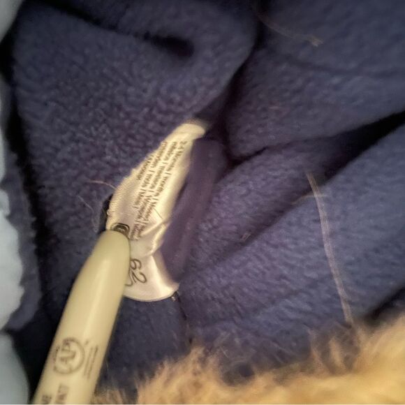 One piece jacket suit with mitts - Picture 3 of 4